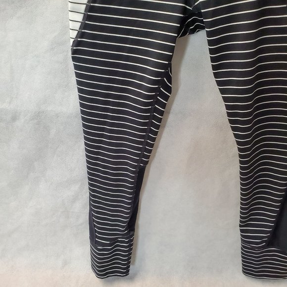 Athleta Striped Cropped Legging XS - Picture 3 of 11